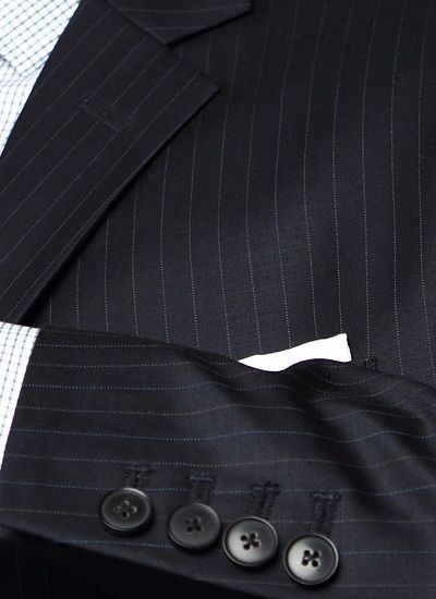 男士深藏青色細條紋西服